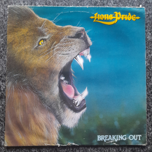 Lions Pride - Breaking out