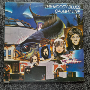 Moody Blues - Caught Live + 5