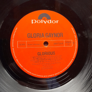 Gloria Gaynor - Glorious