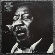 Muddy Waters - Muddy Mississippi Waters Live