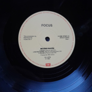 Focus - Moving Waves