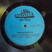 Bee Gees - Gold and Diamonds
